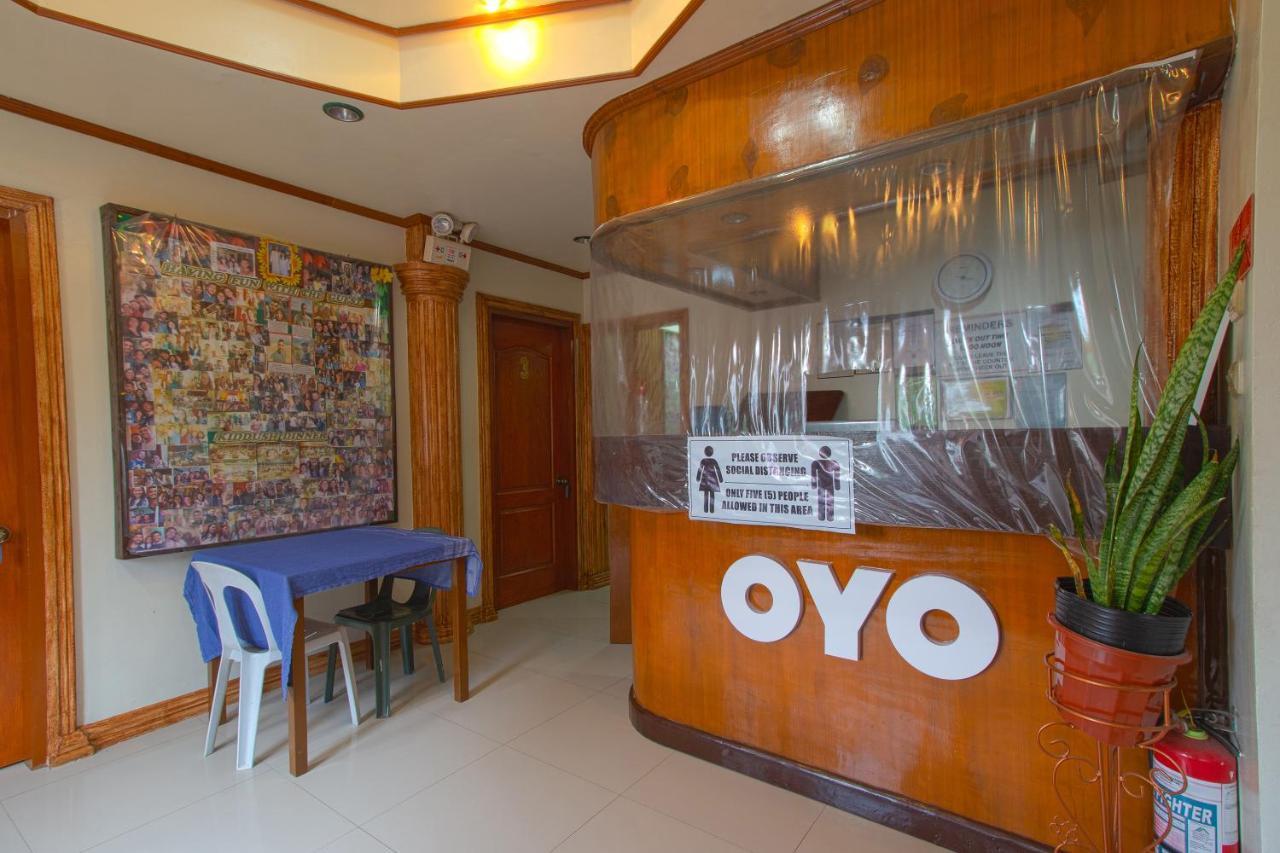 Oyo 788 Lisa'S Guesthouse Моалбоал Екстериор снимка