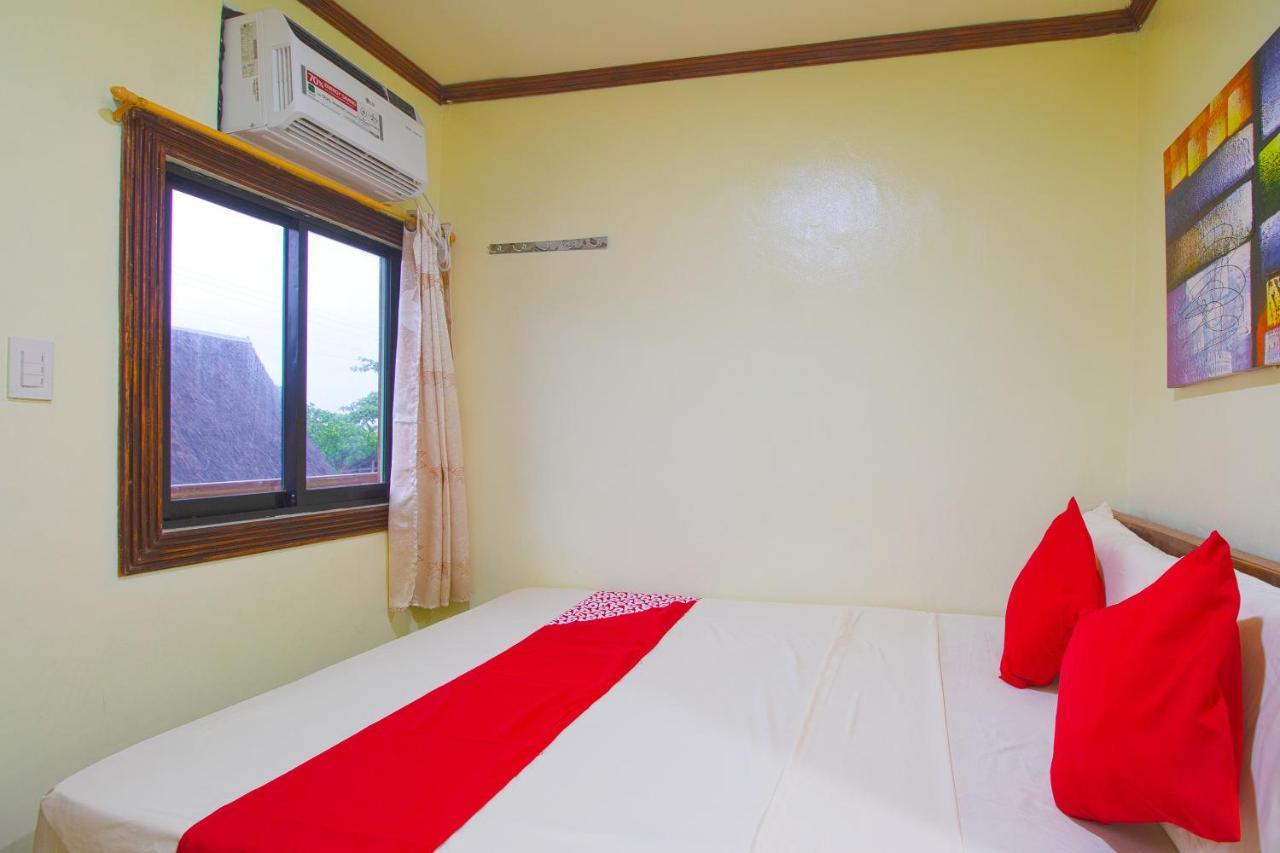 Oyo 788 Lisa'S Guesthouse Моалбоал Екстериор снимка