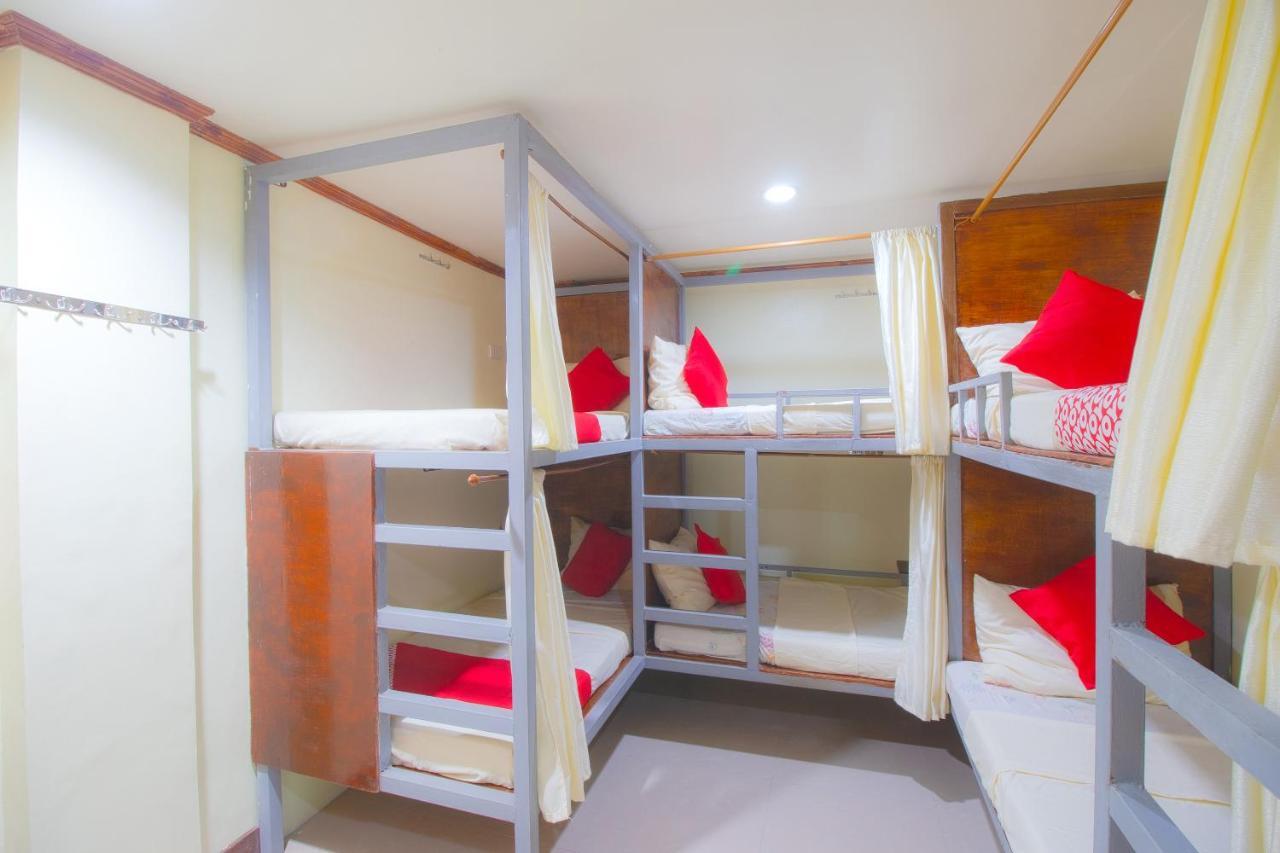 Oyo 788 Lisa'S Guesthouse Моалбоал Екстериор снимка