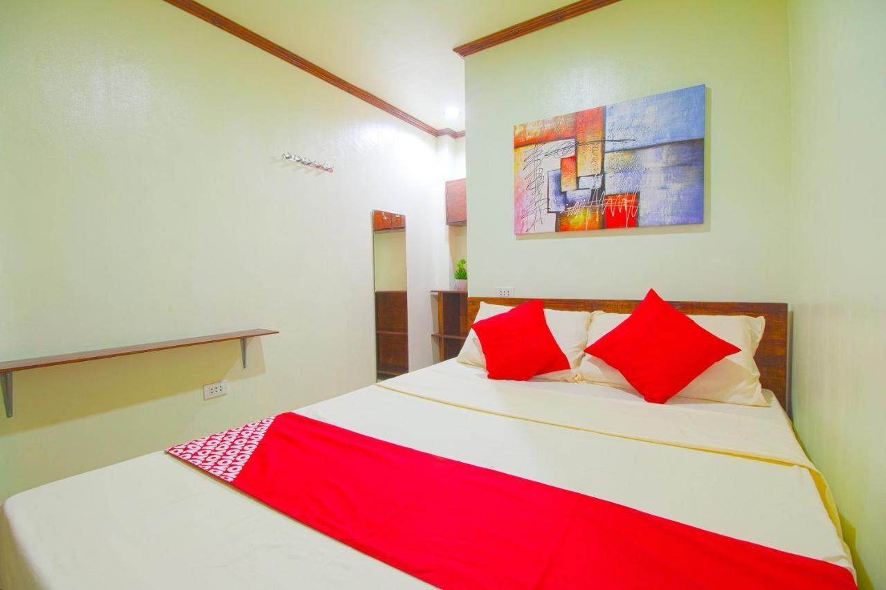 Oyo 788 Lisa'S Guesthouse Моалбоал Екстериор снимка