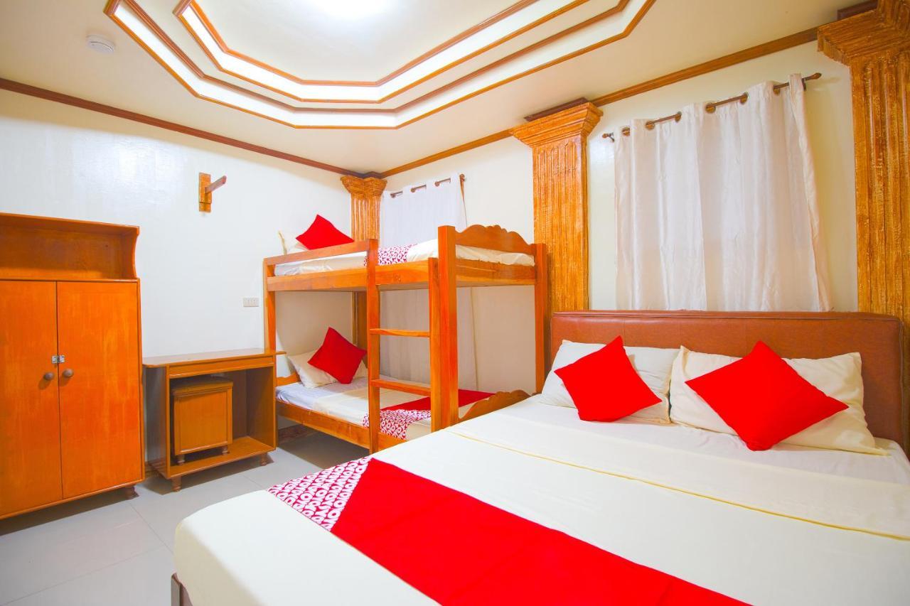 Oyo 788 Lisa'S Guesthouse Моалбоал Екстериор снимка
